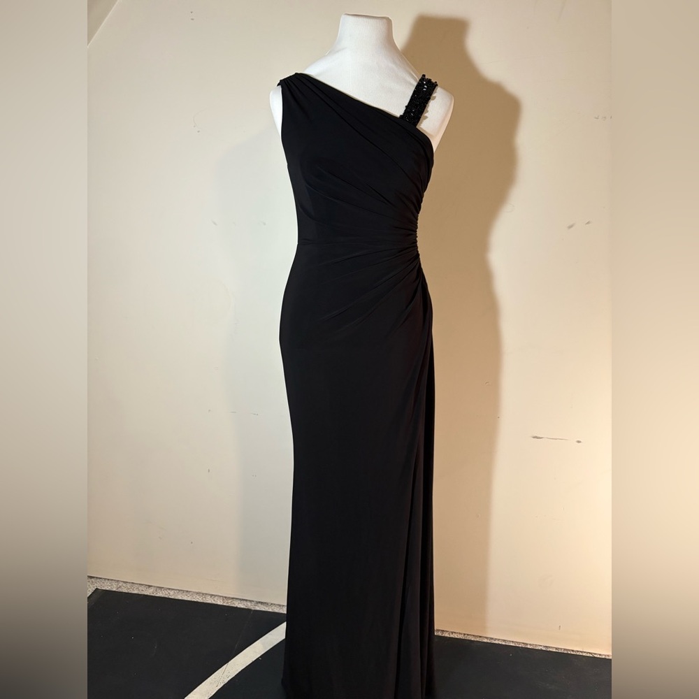 Adrianna Papell Asymmetrical shirred black gown with beaded strap. NWT size 4